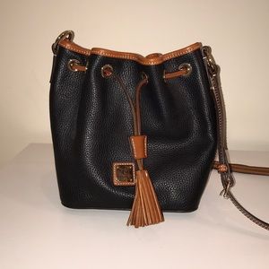 Dooney & Bourke purse